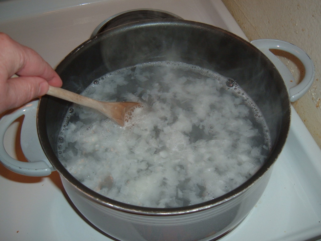 Musings from Marilyn » Easy Homemade Liquid Laundry Detergent Using